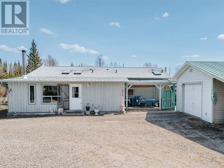 7028 Netherland Road, Lone Butte, BC, V0K 1X3 - 5