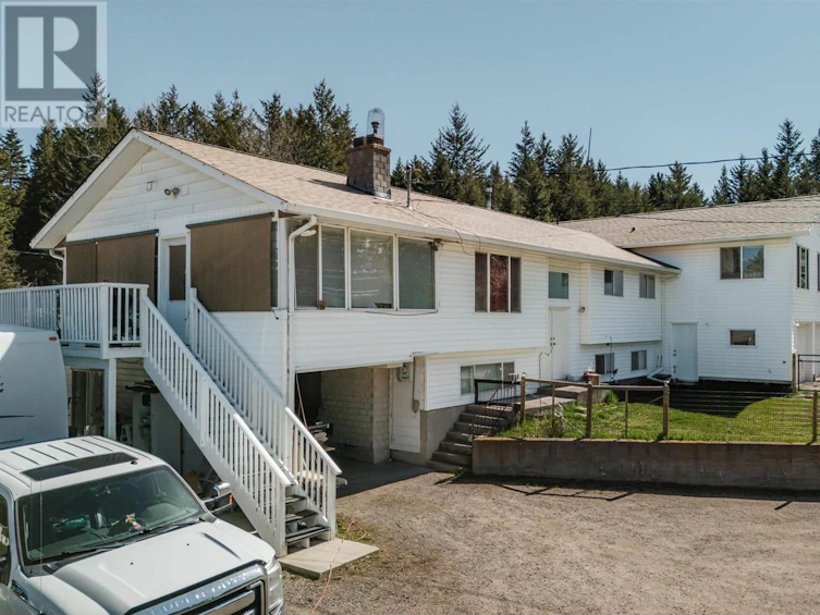 4765 Telqua Drive, 108 Mile Ranch, BC, V0K 2Z0 - 9