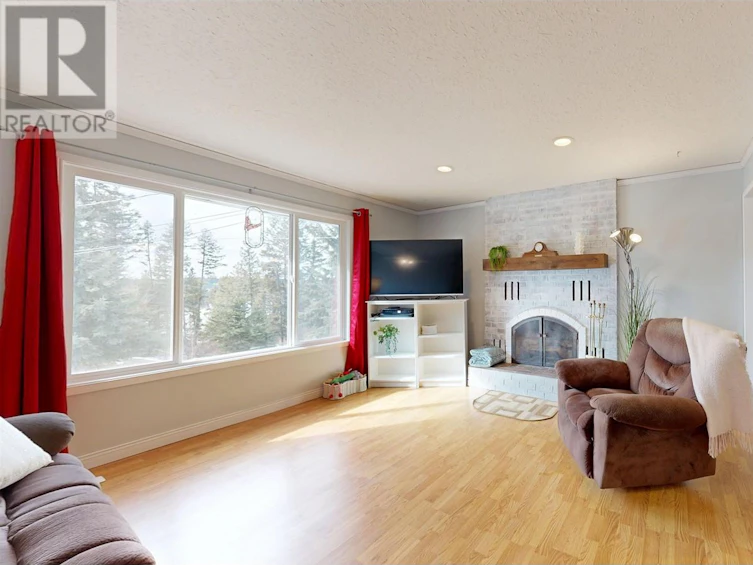 4765 Telqua Drive, 108 Mile Ranch, BC, V0K 2Z0 - 16