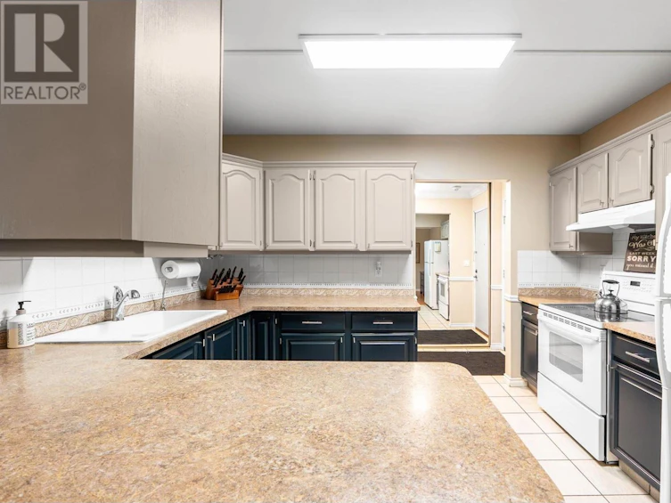 103-2110 Hoy Street, Kelowna, BC, V1Y 8T4 - 14