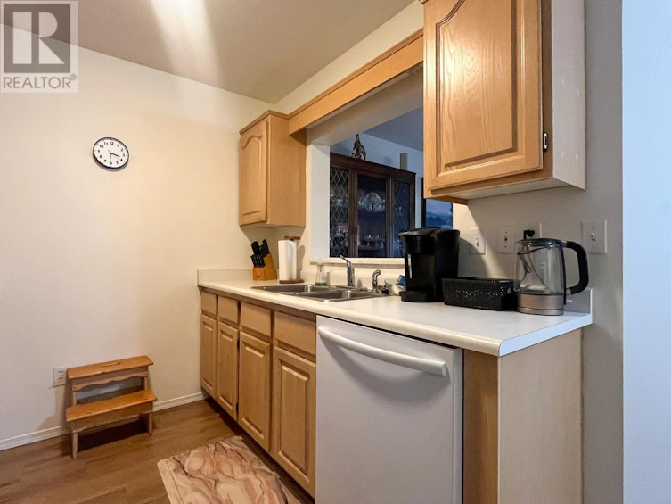 214-1329 Klo Road, Kelowna, BC, V1W 3N9 - 3