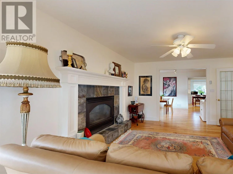5377 Kallum Drive, 108 Mile Ranch, BC, V0K 2Z0 - 19