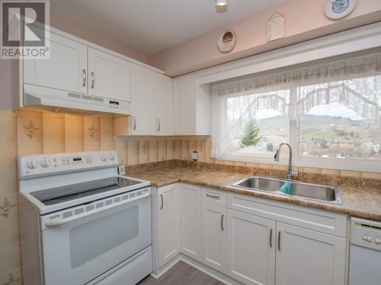 3815 21 Avenue, Vernon, BC, V1T 6P7 - 10
