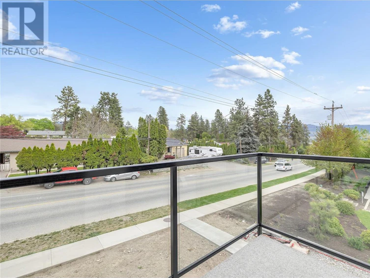 134-1455 Cara Glen Court, Kelowna, BC, V1V 3B8 - 30
