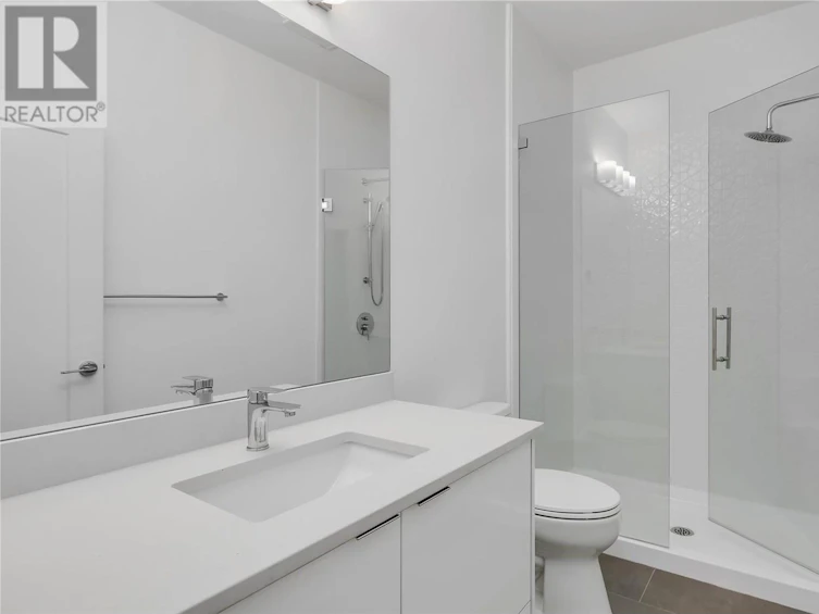 108-1455 Cara Glen Court, Kelowna, BC, V1V 1A6 - 25