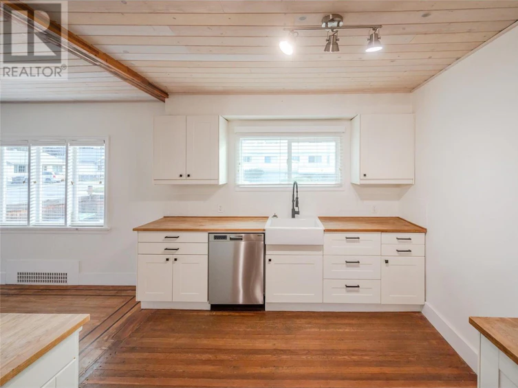 302 Scott Avenue, Penticton, BC, V2A 2J8 - 14