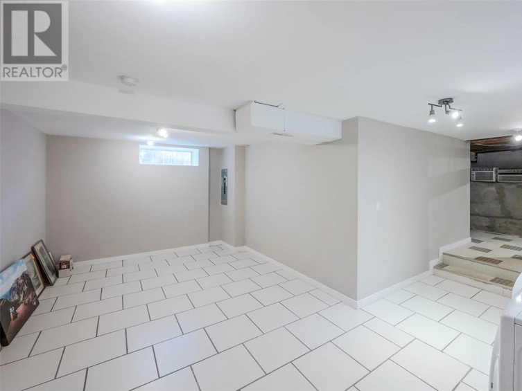 302 Scott Avenue, Penticton, BC, V2A 2J8 - 41
