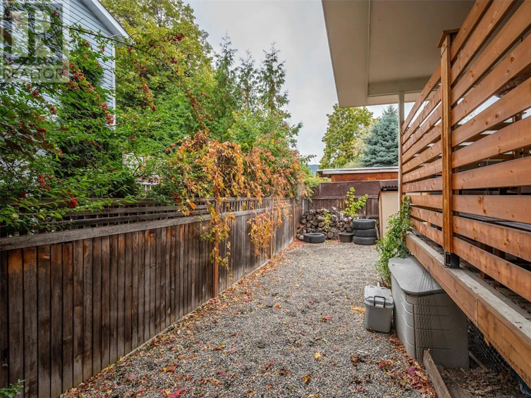 302 Scott Avenue, Penticton, BC, V2A 2J8 - 48