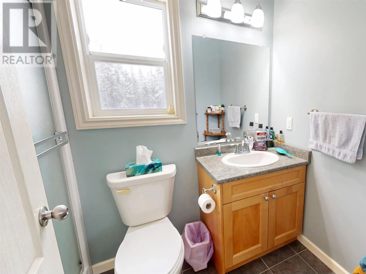 6691 Cariboo 97 Highway, 100 Mile House, BC, V0K 2E2 - 28