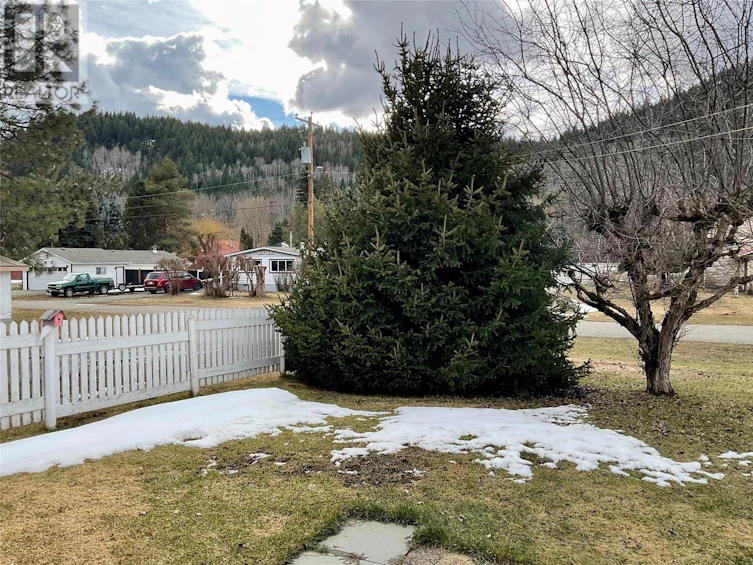 255 Kimberley N Avenue, Greenwood, BC, V0H 1J0 - 6