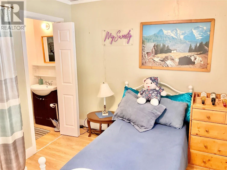 255 Kimberley N Avenue, Greenwood, BC, V0H 1J0 - 18