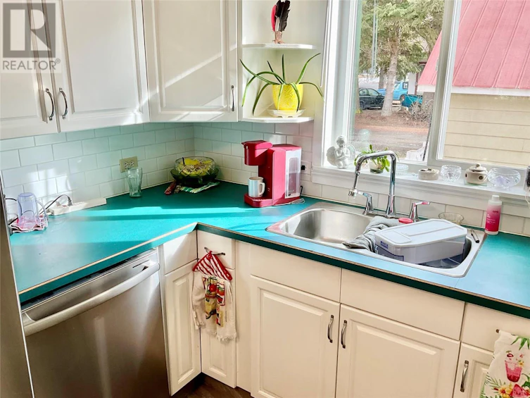 255 Kimberley N Avenue, Greenwood, BC, V0H 1J0 - 26