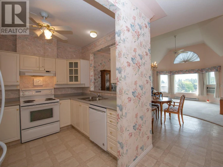 307-877 Klo Road, Kelowna, BC, V1Y 9R1 - 10