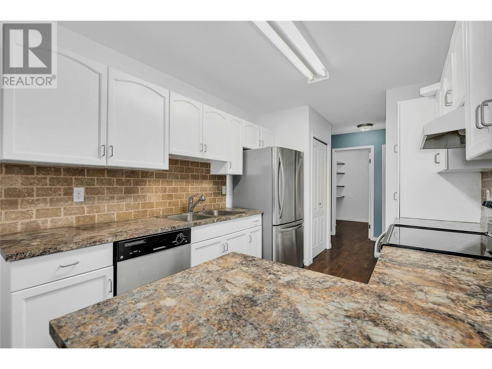 412-769 Klo Road, Kelowna, BC, V1Y 9L9 - 3