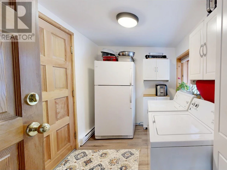 8494 Gerald Crescent, 100 Mile House, BC, V0K 1E0 - 13