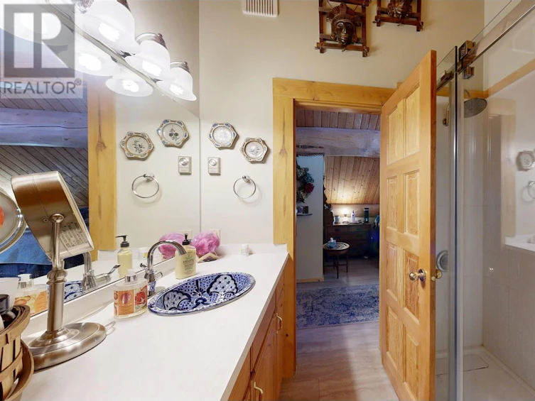 8494 Gerald Crescent, 100 Mile House, BC, V0K 1E0 - 24