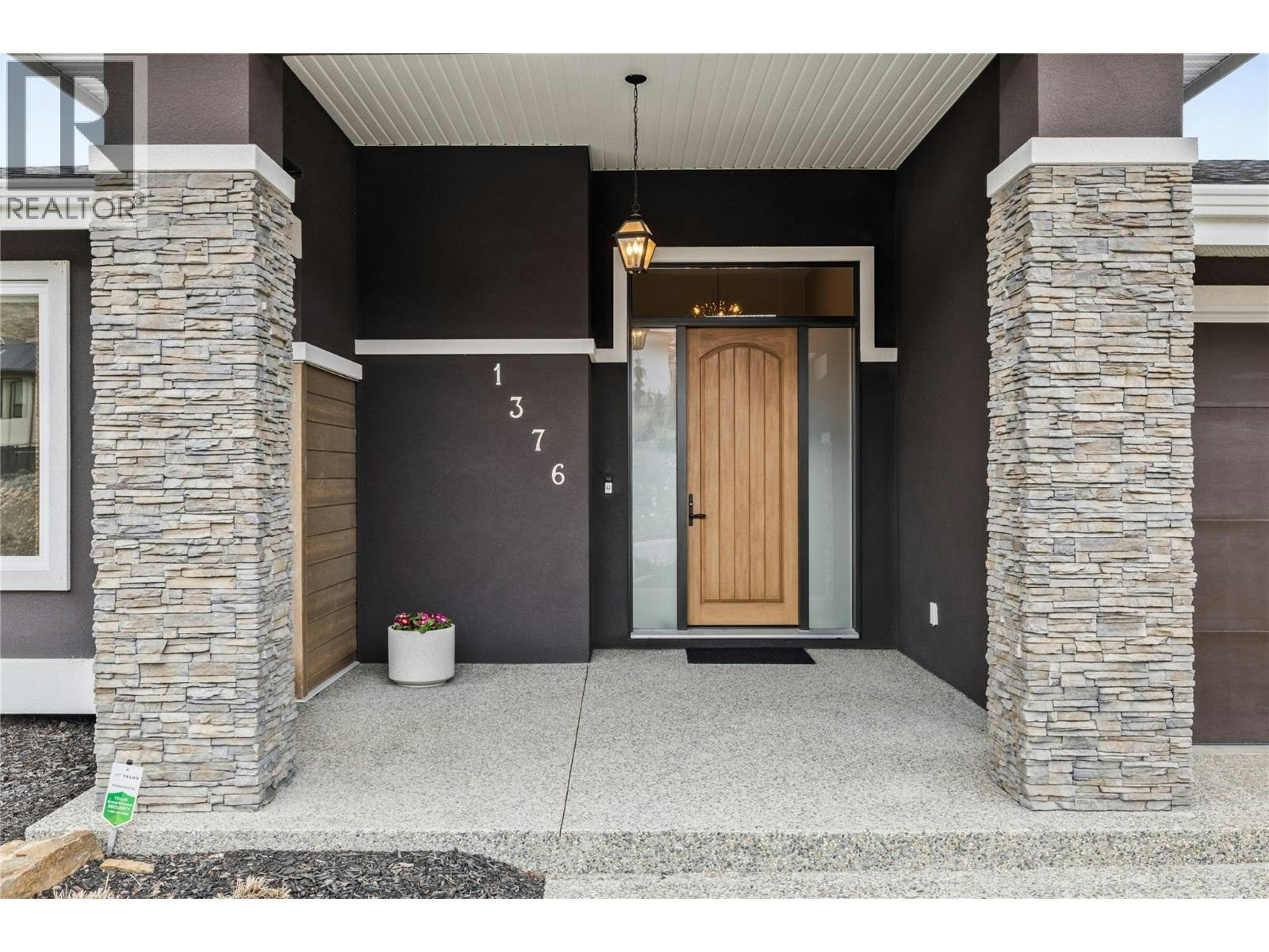 1376 Mine Hill Drive, Kelowna, BC, V1P 1S5 - 53