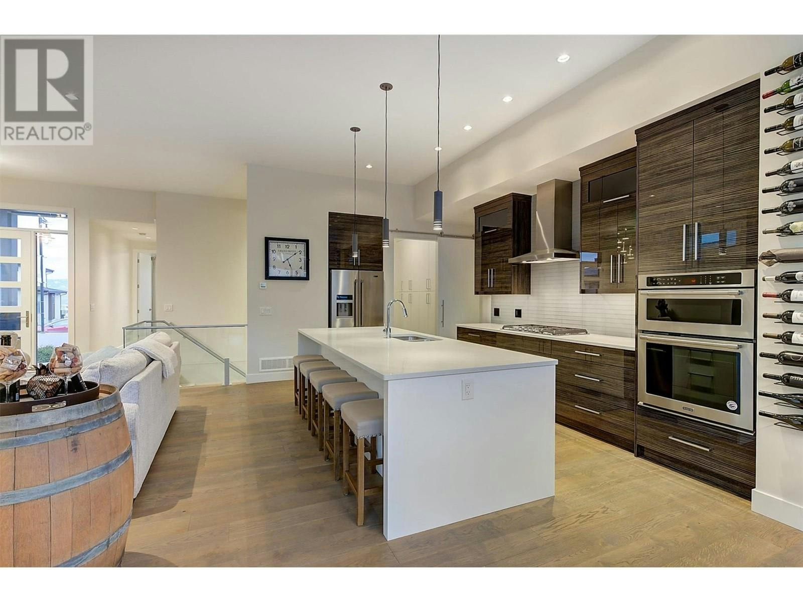 1225 Ponds Avenue, Kelowna, BC, V1W 5N1 - 10