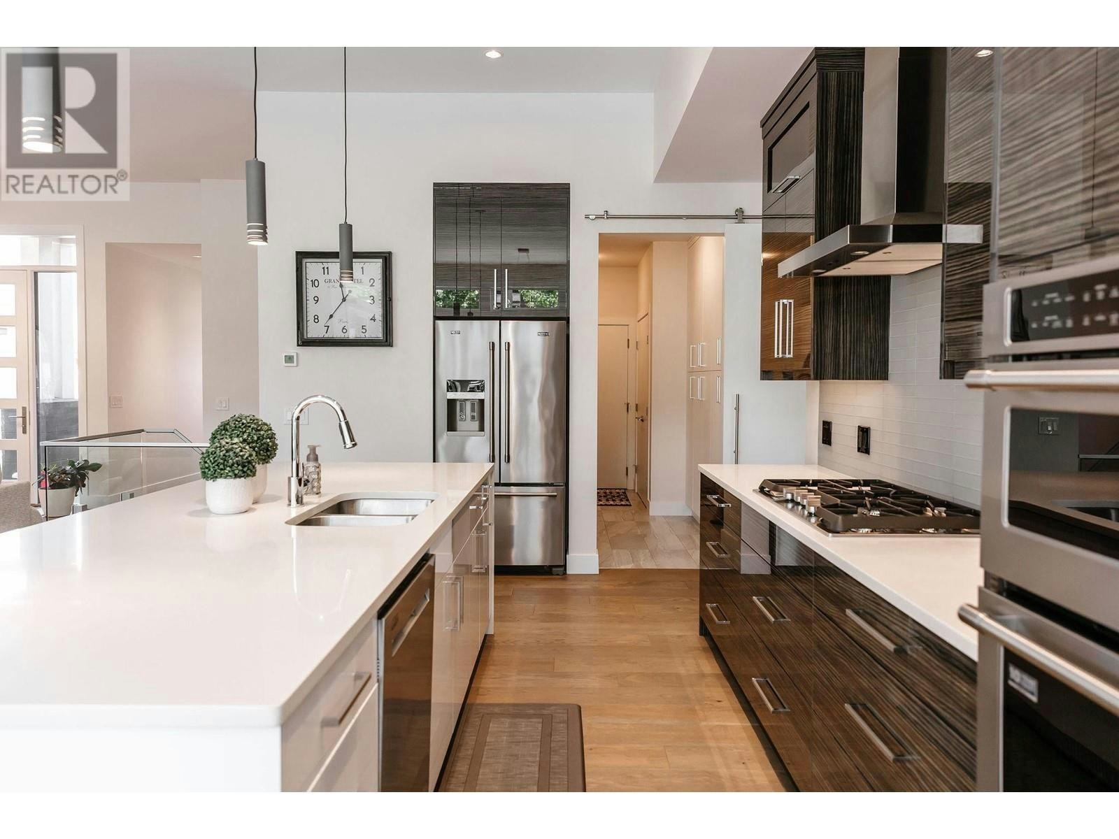 1225 Ponds Avenue, Kelowna, BC, V1W 5N1 - 14
