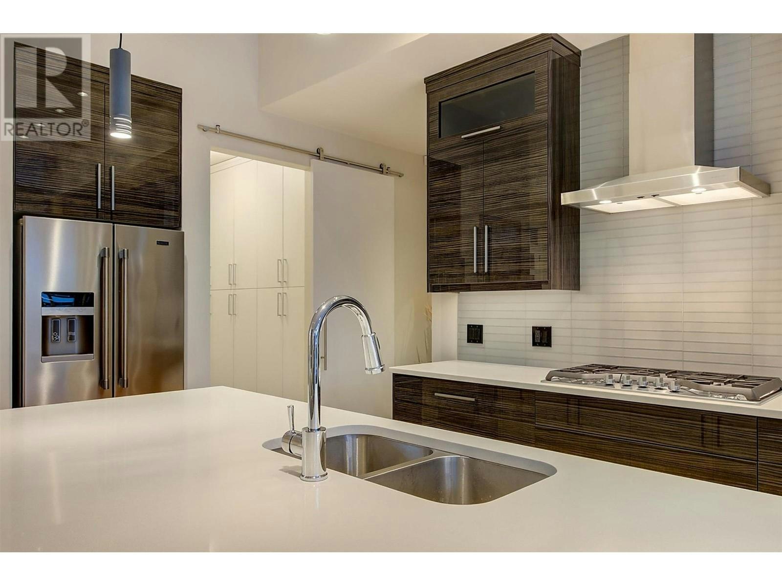 1225 Ponds Avenue, Kelowna, BC, V1W 5N1 - 17