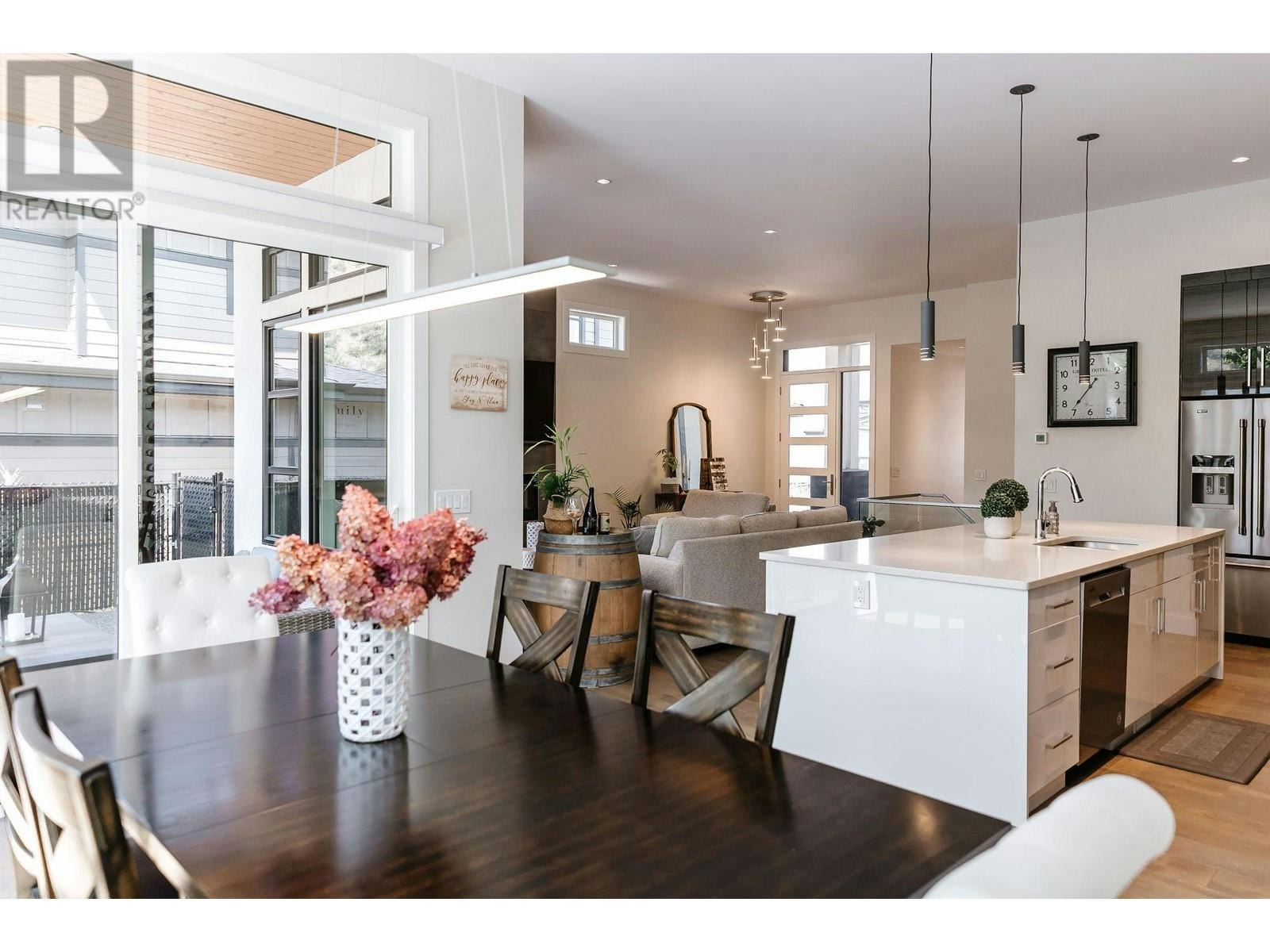 1225 Ponds Avenue, Kelowna, BC, V1W 5N1 - 21