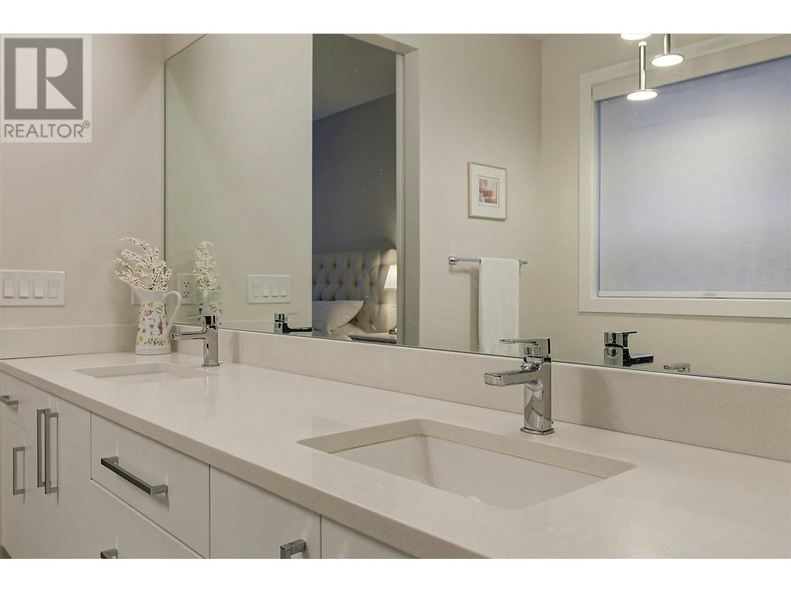 1225 Ponds Avenue, Kelowna, BC, V1W 5N1 - 26