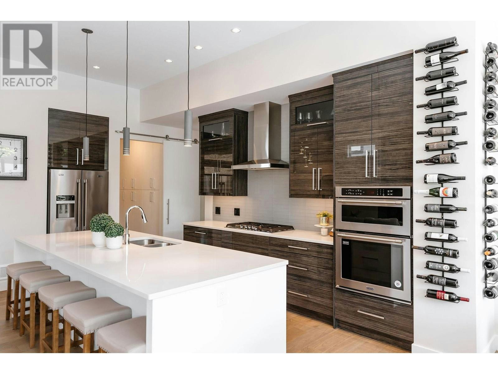 1225 Ponds Avenue, Kelowna, BC, V1W 5N1 - 3