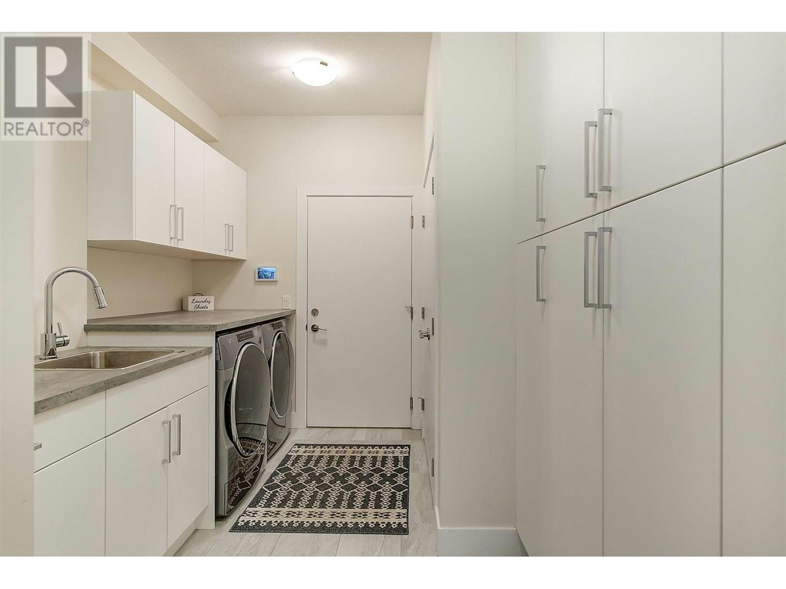 1225 Ponds Avenue, Kelowna, BC, V1W 5N1 - 36