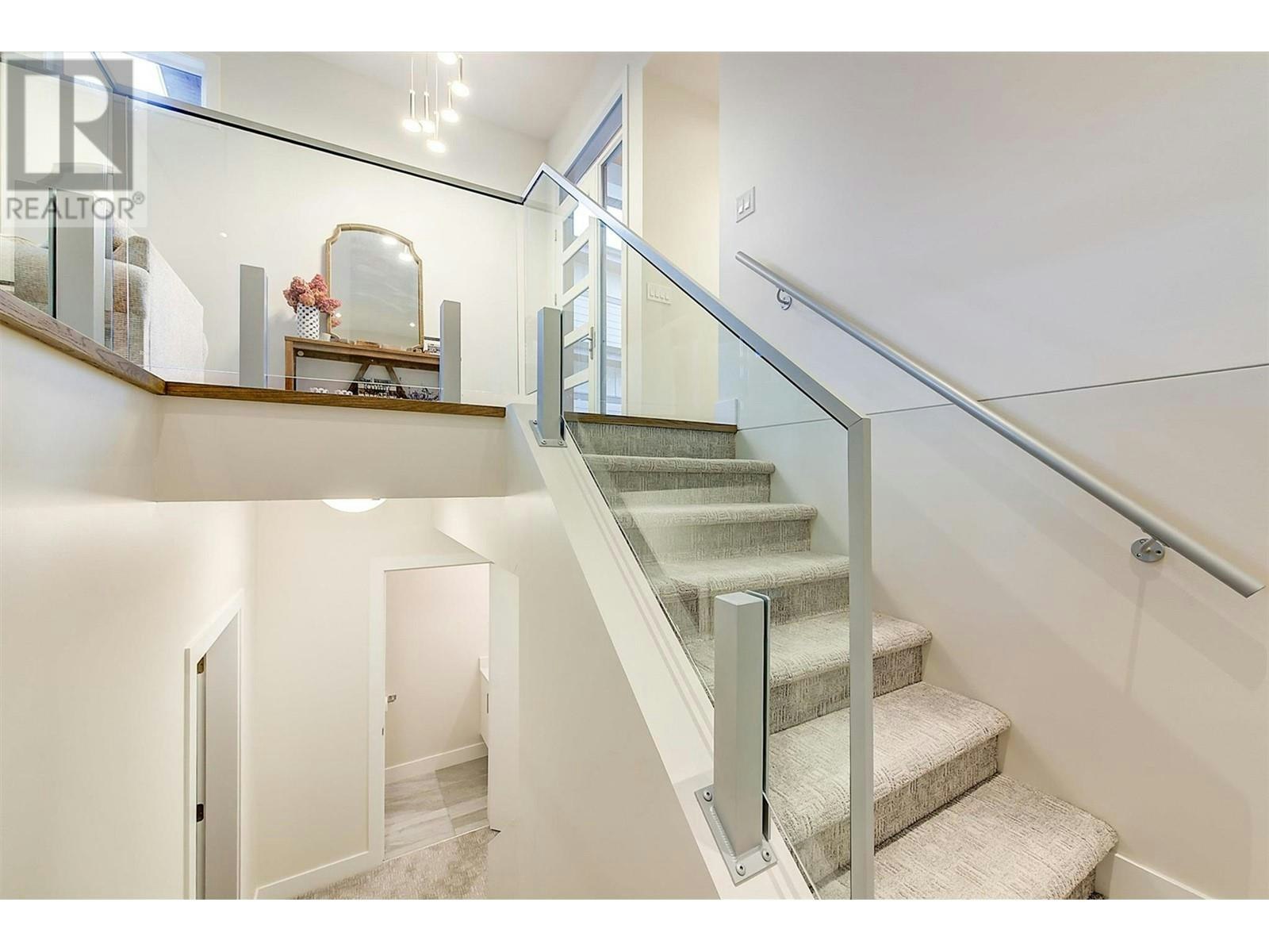 1225 Ponds Avenue, Kelowna, BC, V1W 5N1 - 38
