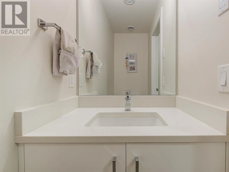 1225 Ponds Avenue, Kelowna, BC, V1W 5N1 - 44