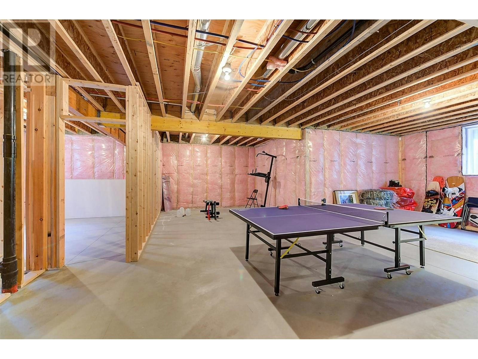 1225 Ponds Avenue, Kelowna, BC, V1W 5N1 - 46