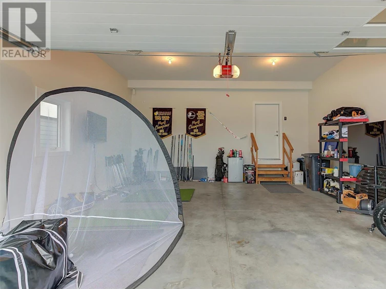 1225 Ponds Avenue, Kelowna, BC, V1W 5N1 - 49