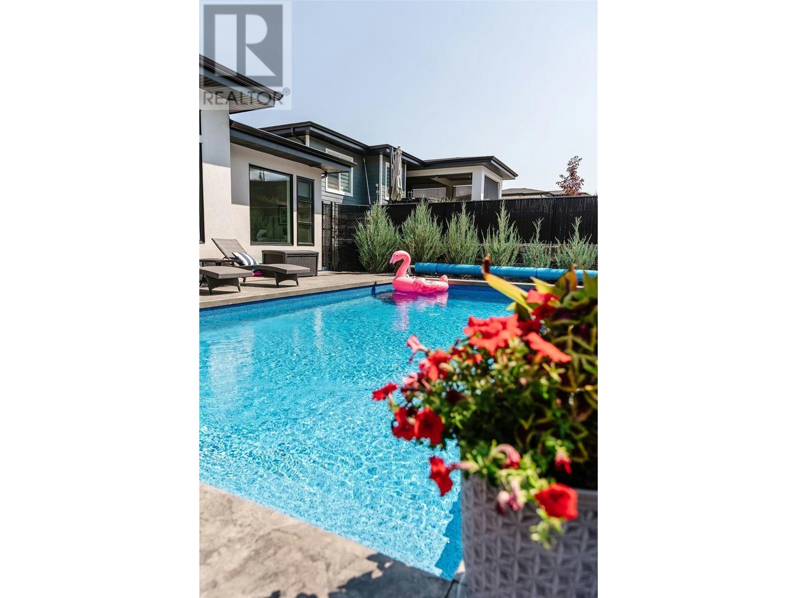 1225 Ponds Avenue, Kelowna, BC, V1W 5N1 - 51