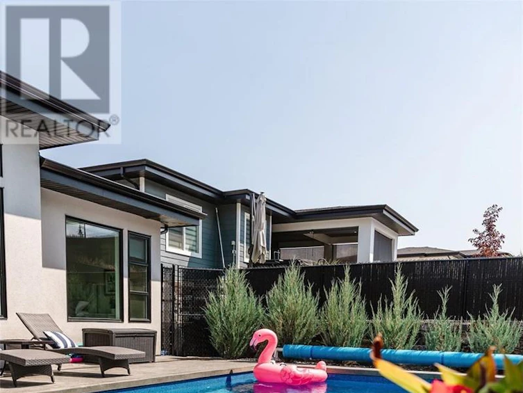 1225 Ponds Avenue, Kelowna, BC, V1W 5N1 - 51