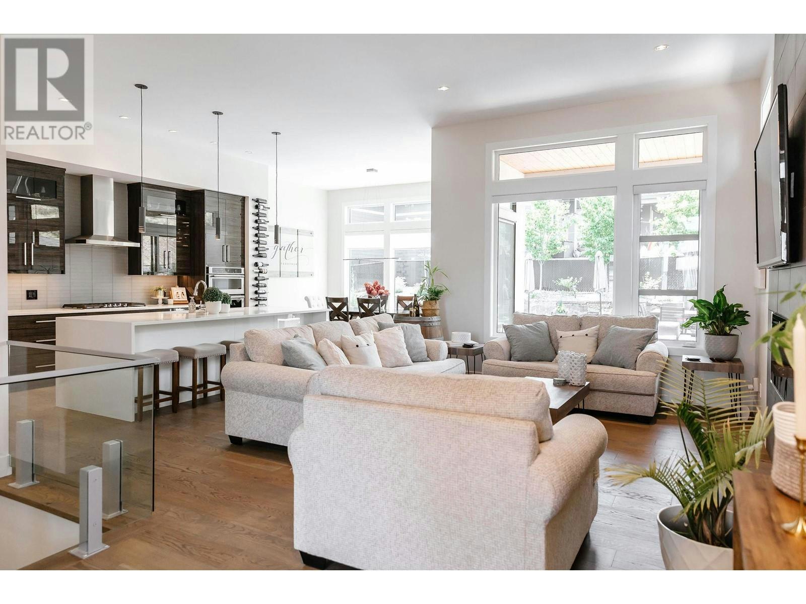 1225 Ponds Avenue, Kelowna, BC, V1W 5N1 - 6
