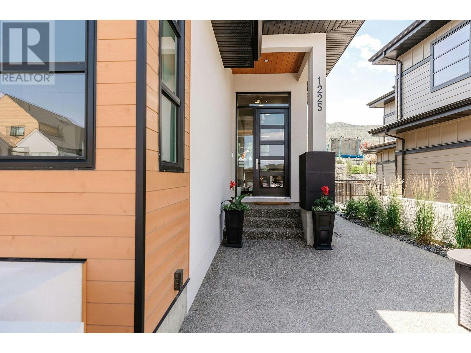 1225 Ponds Avenue, Kelowna, BC, V1W 5N1 - 78