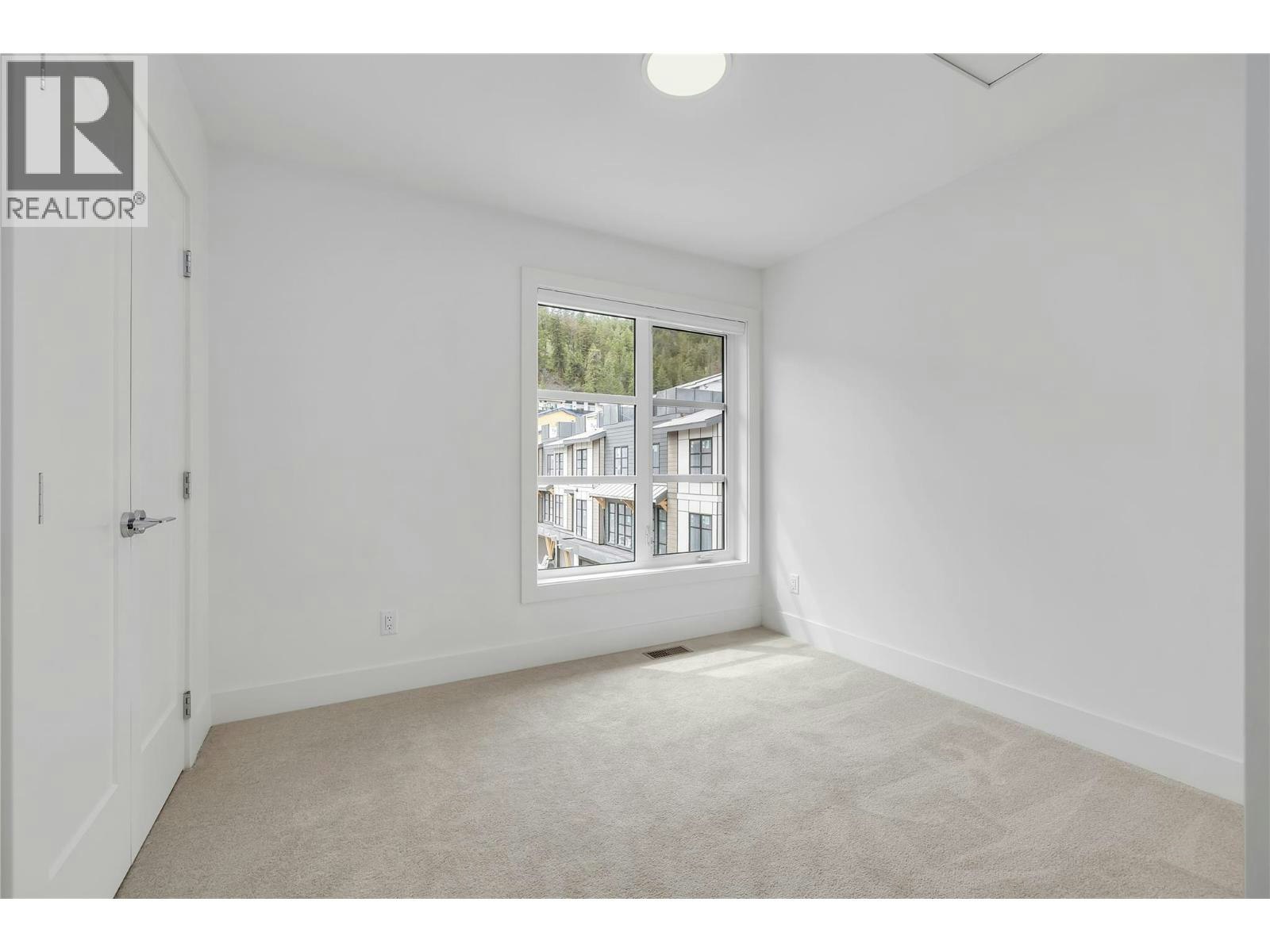132-1455 Cara Glen Court, Kelowna, BC, V1V 3B8 - 19