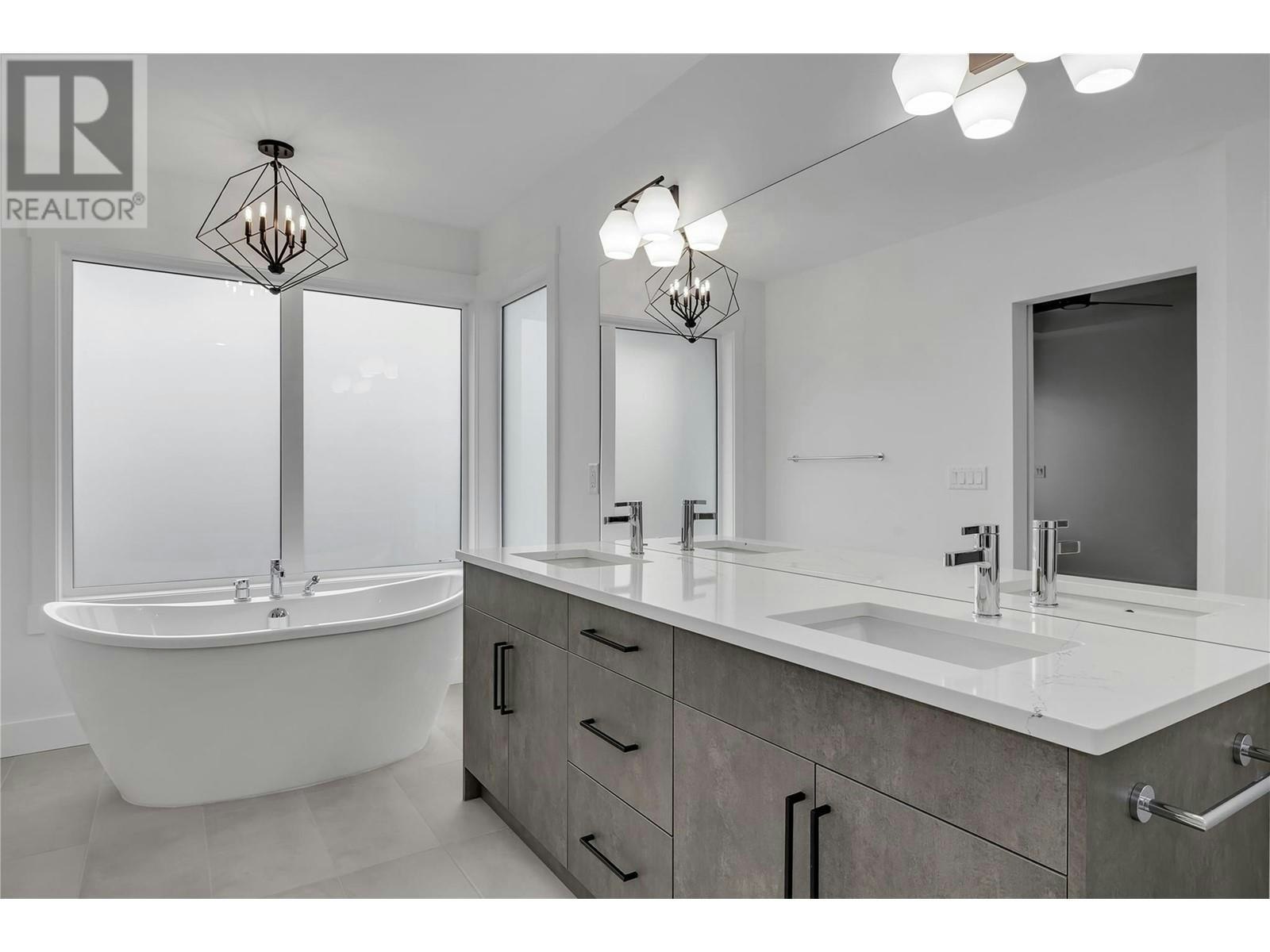 11-2835 Canyon Crest Drive, West Kelowna, BC, V4T 0G8 - 20
