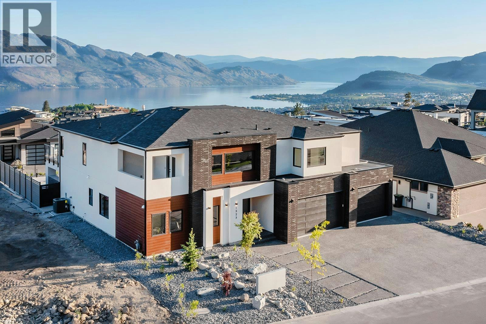 1523 Cabernet Way, West Kelowna, BC, V4T 0E1 - 2
