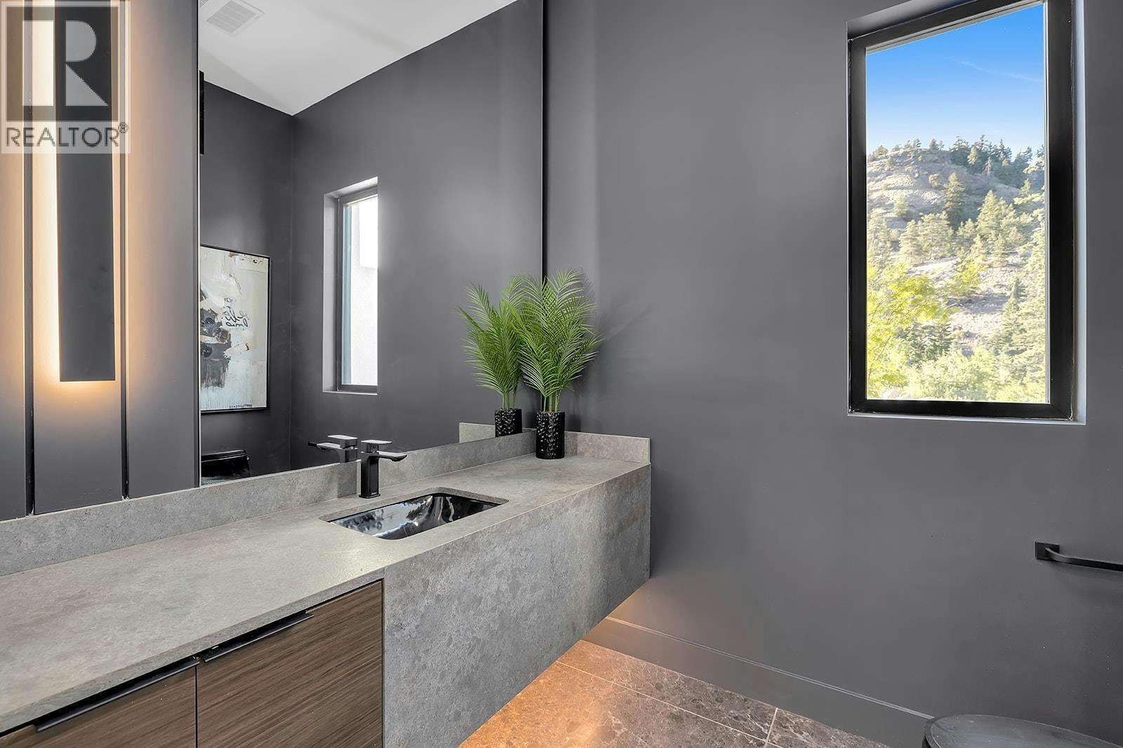1523 Cabernet Way, West Kelowna, BC, V4T 0E1 - 9