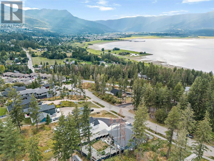 3200 Northeast 20 Street, Salmon Arm, BC, V1E 2G9 - 76