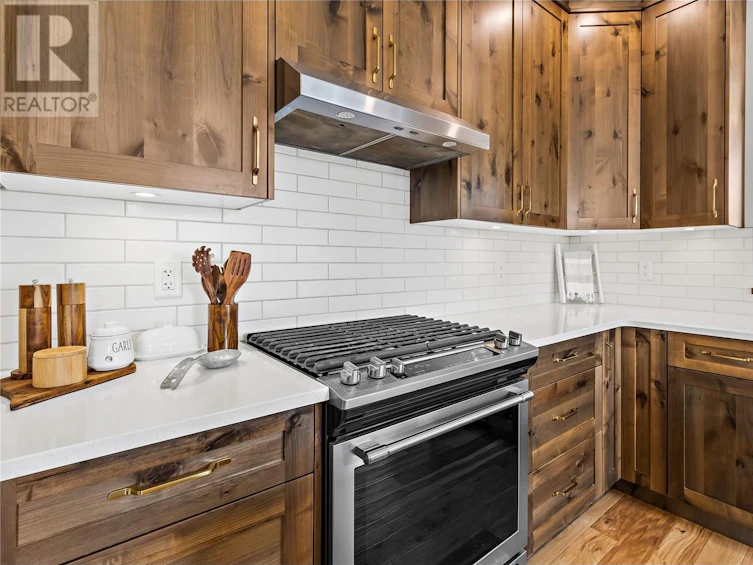 3200 Northeast 20 Street, Salmon Arm, BC, V1E 2G9 - 17