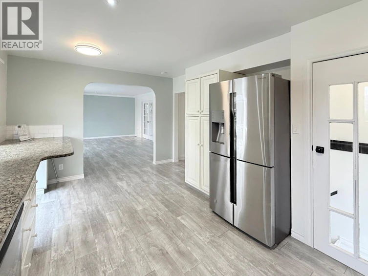 2211 West Bench Drive, Penticton, BC, V2A 8Z8 - 7