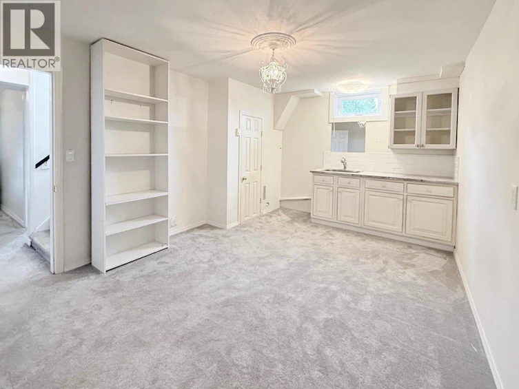 2211 West Bench Drive, Penticton, BC, V2A 8Z8 - 19
