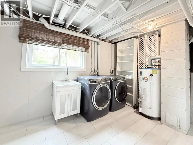 2211 West Bench Drive, Penticton, BC, V2A 8Z8 - 24