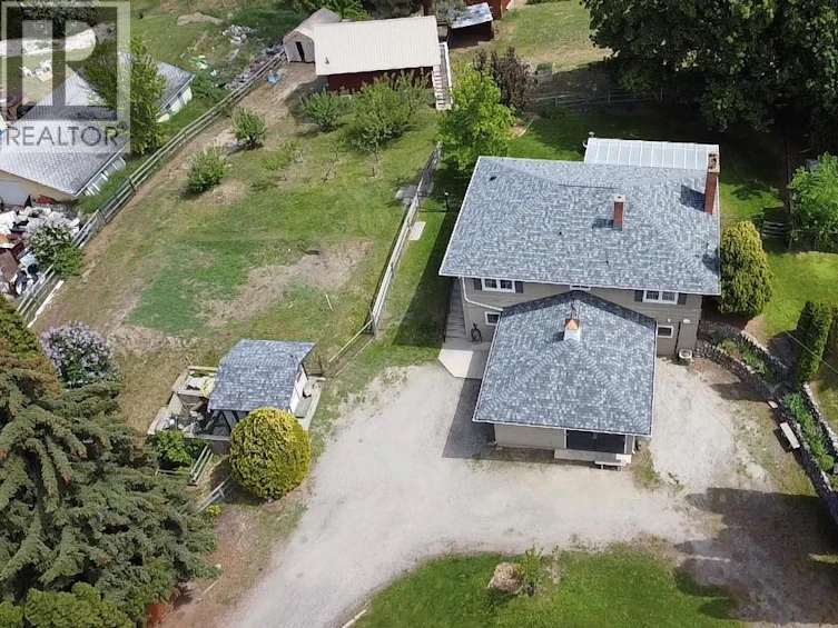 2211 West Bench Drive, Penticton, BC, V2A 8Z8 - 44