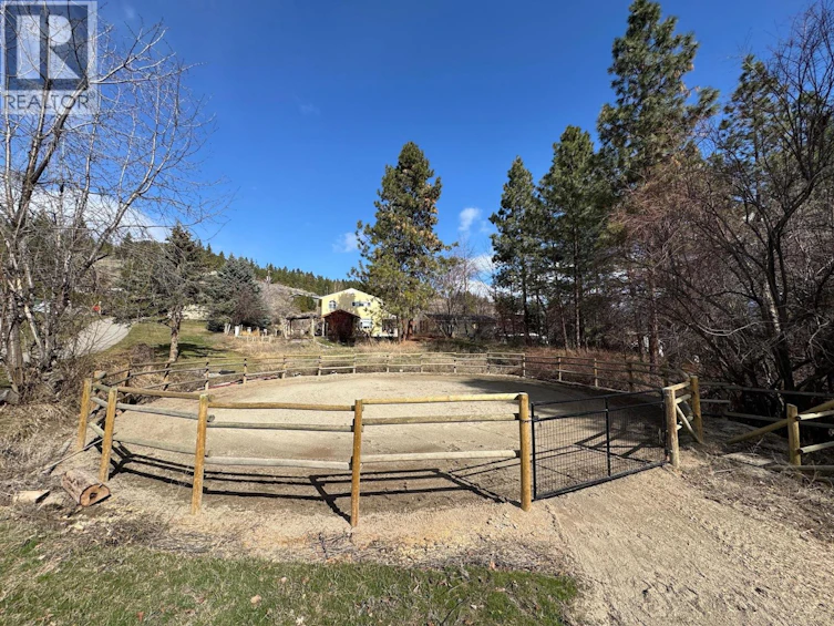 2211 West Bench Drive, Penticton, BC, V2A 8Z8 - 51