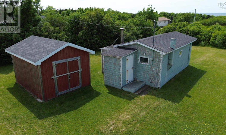225 Lapointe Road