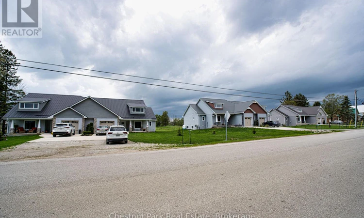 319916-319926 Kemble Rock Road