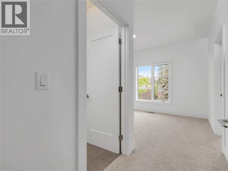 128-1455 Cara Glen Court, Kelowna, BC, V1V 3B8 - 8